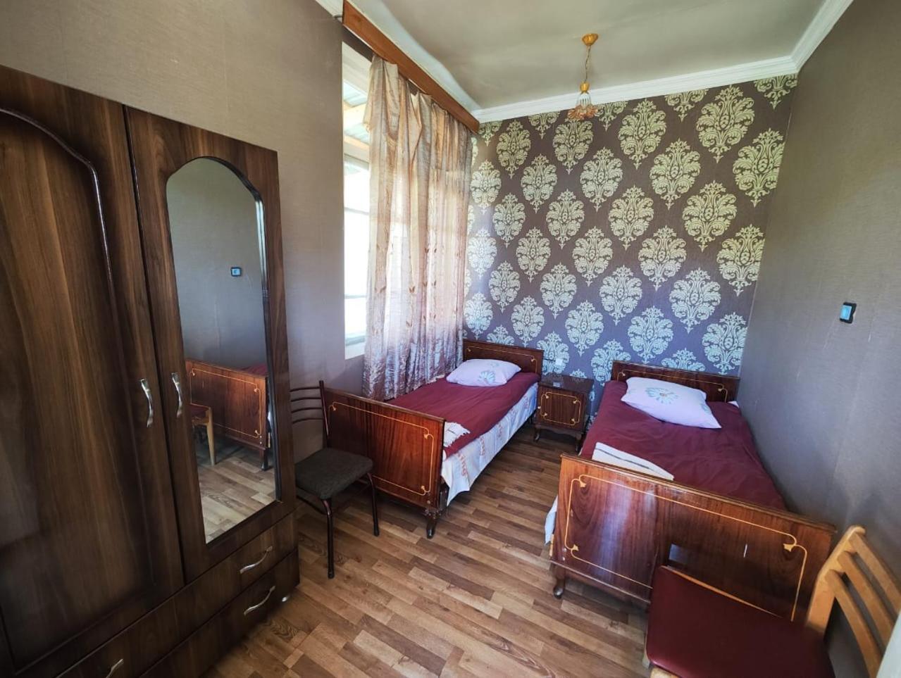 Hotel Chveni Ezo Ambrolauri Zewnętrze zdjęcie