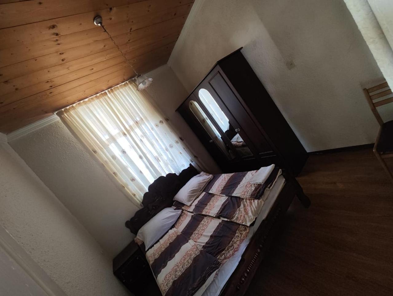Hotel Chveni Ezo Ambrolauri Zewnętrze zdjęcie