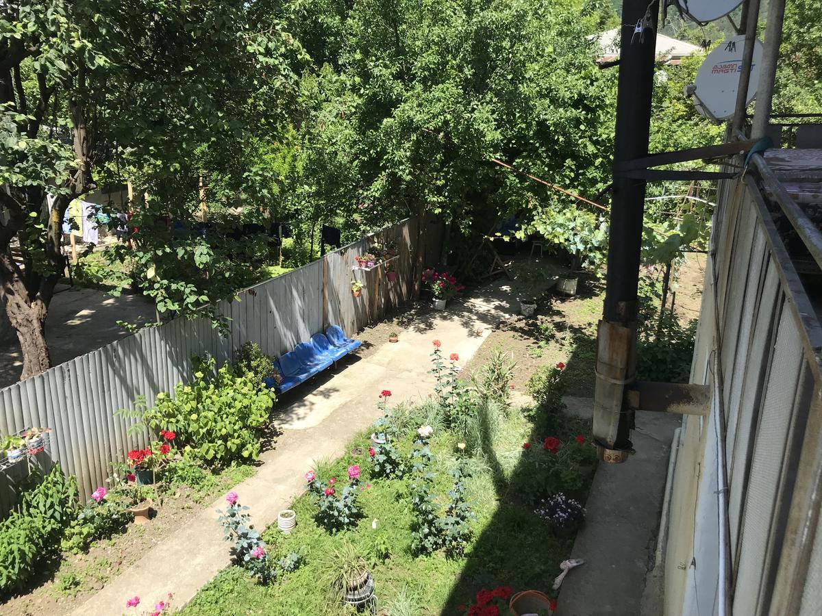 Hotel Chveni Ezo Ambrolauri Zewnętrze zdjęcie